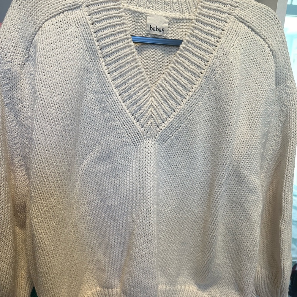 Babaa cotton V neck sweater. cream